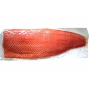 Lazacfilé frissen fagyasztott bőrön 1 darab kb 1,5 kg